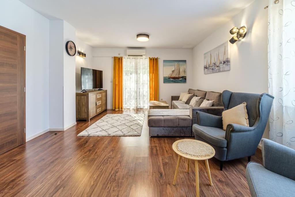 Peters Apartment Sutivan Extérieur photo